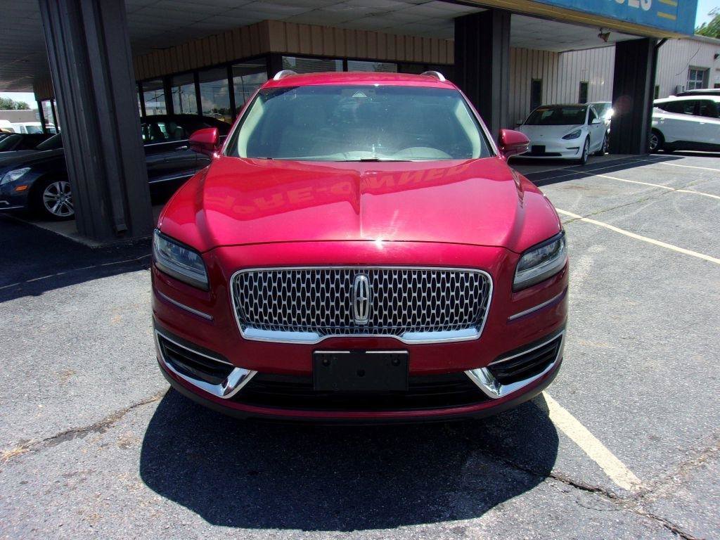 Used 2019 Lincoln Nautilus Select FWD image 3