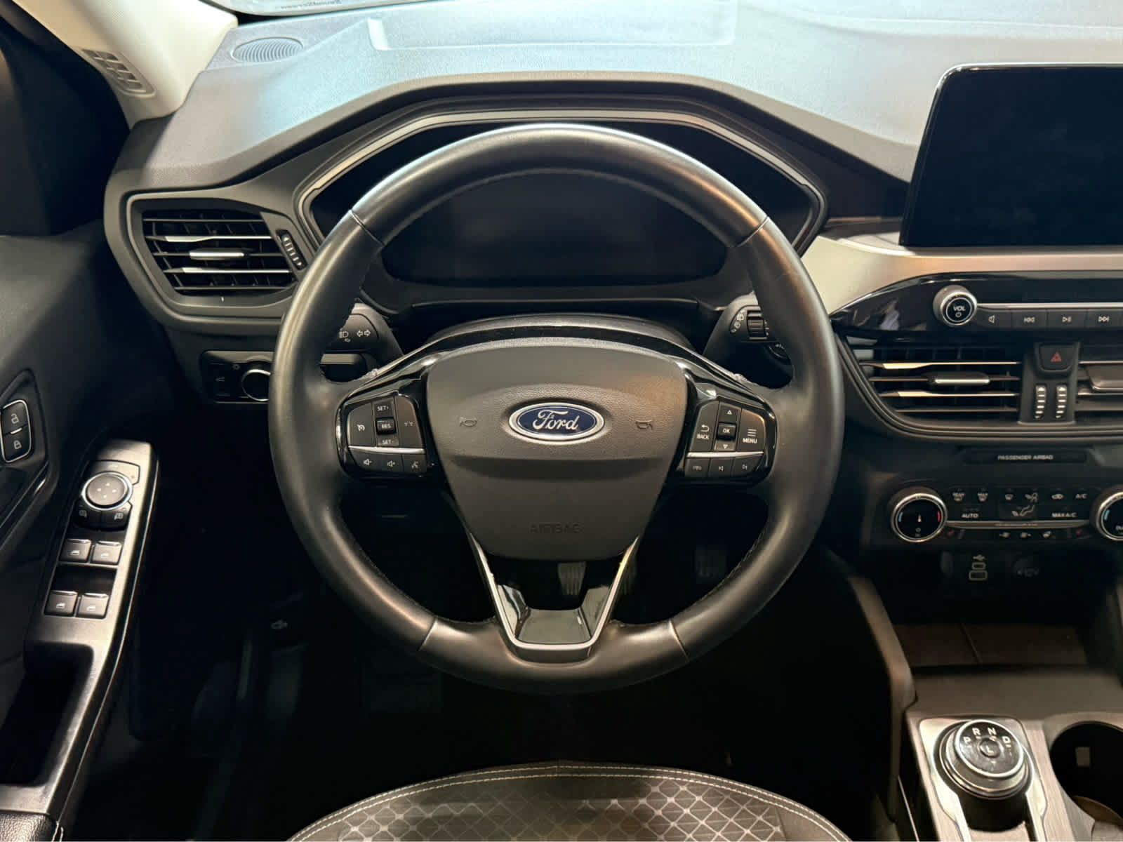 Used 2024 Ford Escape Active AWD/4WD image 17