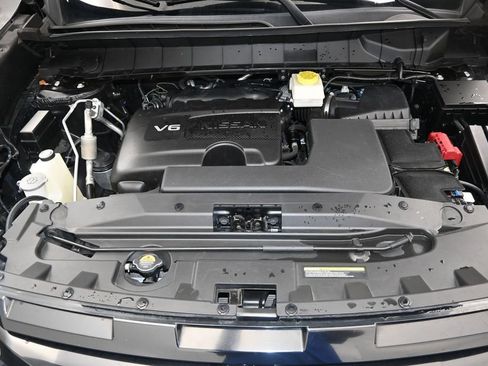 Used 2022 Nissan Pathfinder SV w/ SV Premium Package FWD image 29