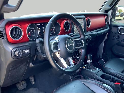 Used 2018 Jeep Wrangler Unlimited Rubicon AWD/4WD image 18