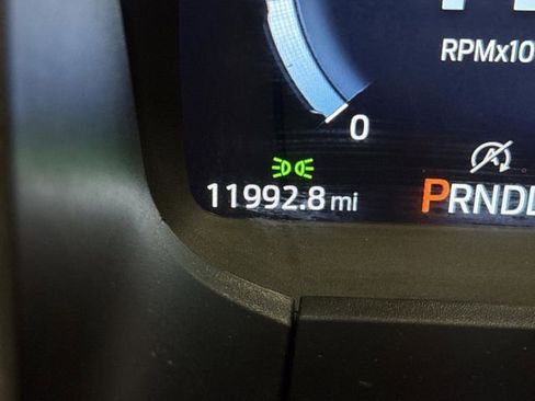 Used 2025 Ford Explorer Active w/ Active Comfort Package image 6