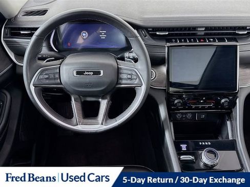 Used 2023 Jeep Grand Cherokee Limited image 26