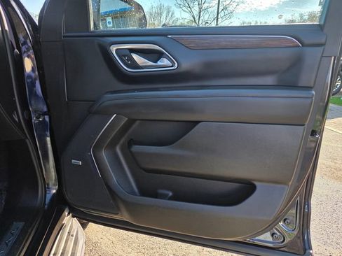 Used 2023 Chevrolet Tahoe High Country AWD/4WD image 8