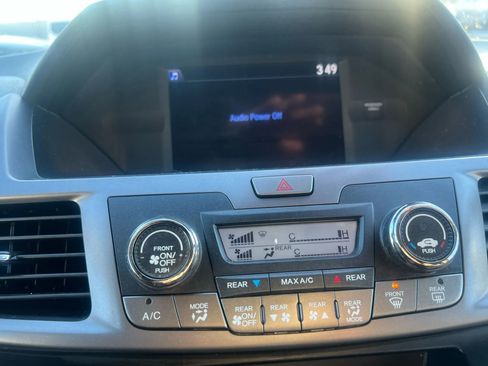 Used 2014 Honda Odyssey LX image 18