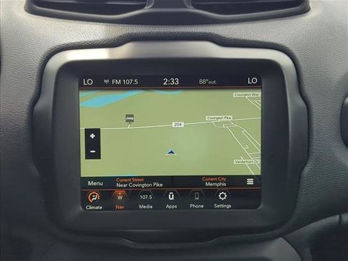 Used 2023 Jeep Renegade Trailhawk AWD/4WD image 14