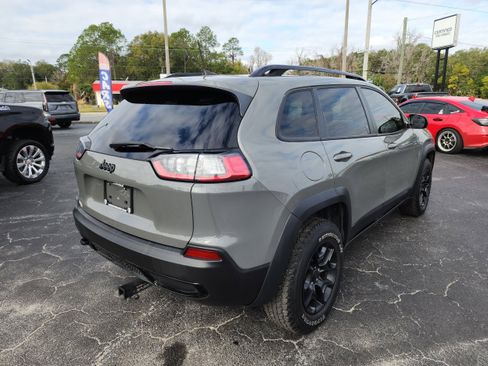 Used 2022 Jeep Cherokee Latitude w/ Sun & Sound Group image 4