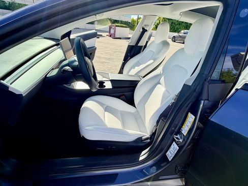 Used 2021 Tesla Model 3 Long Range AWD/4WD image 21