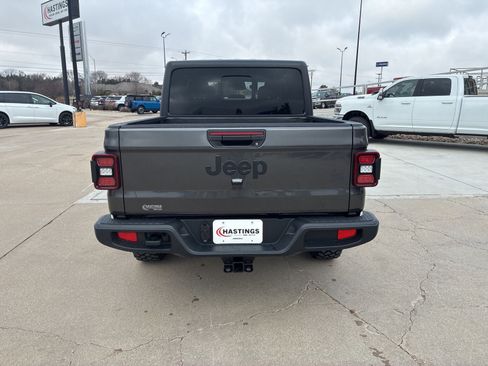 New 2026 Jeep Gladiator Sport image 4