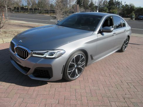 Used 2023 BMW 540i w/ M Sport Package image 76