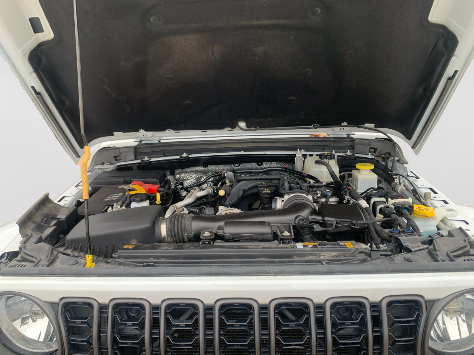 Used 2024 Jeep Gladiator Sport AWD/4WD image 32