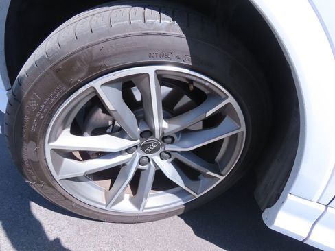 Used 2021 Audi Q3 2.0T Premium w/ Convenience Package AWD/4WD image 15