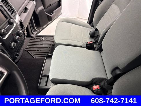 Used 2022 RAM 1500 Classic SLT w/ Protection Group AWD/4WD image 21