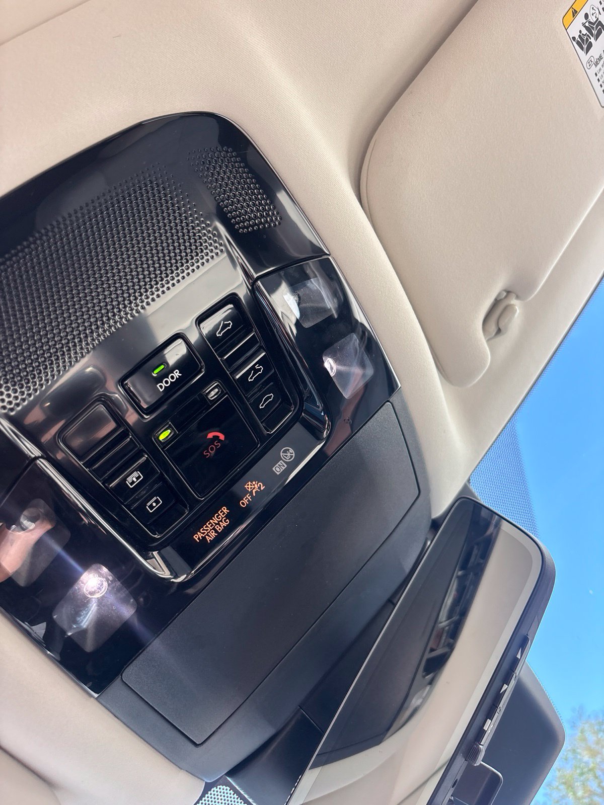 Used 2023 Lexus RX 350 FWD w/ Cold Area Package image 6