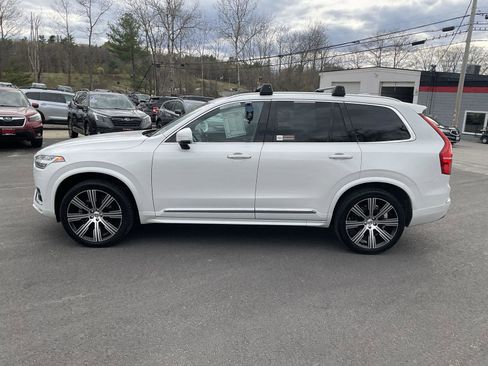 Used 2022 Volvo XC90 T6 Inscription w/ Advanced Package AWD/4WD image 2