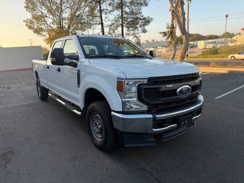 Used 2022 Ford F250 XL w/ Power Equipment Group image 2