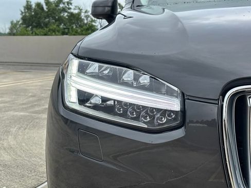 Certified 2024 Volvo XC90 B6 Plus w/ Protection Package AWD/4WD image 10
