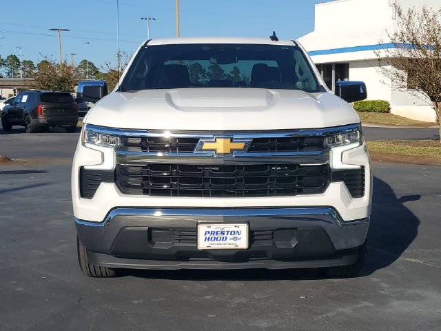 Used 2024 Chevrolet Silverado 1500 LT RWD image 2