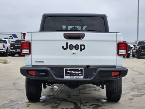 New 2026 Jeep Gladiator Sport image 8