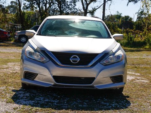 Used 2018 Nissan Altima 2.5 S w/ S Convenience Package image 17
