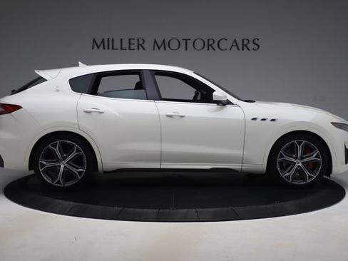 Used 2019 Maserati Levante Trofeo AWD/4WD image 8