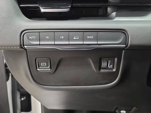 Used 2021 Cadillac Escalade Premium Luxury AWD/4WD image 22