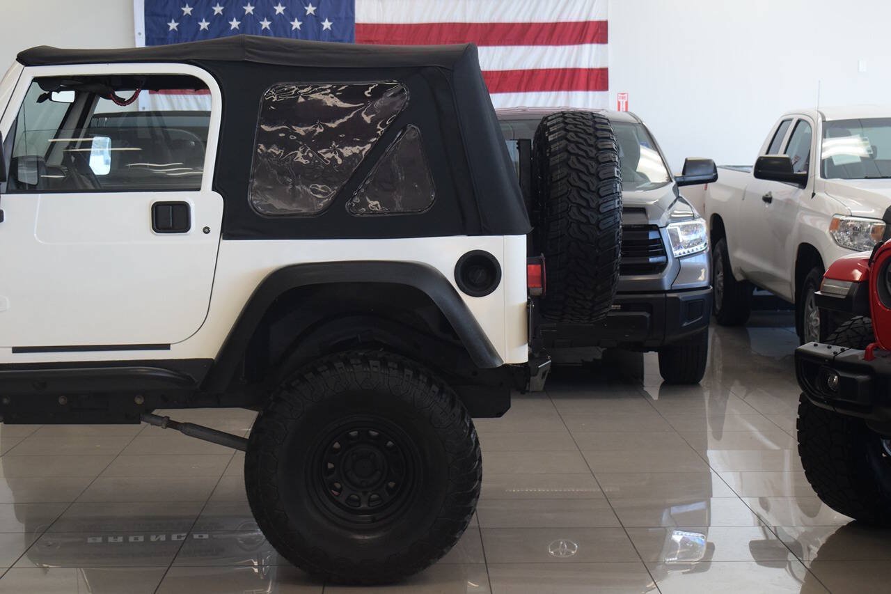 Used 2000 Jeep Wrangler Sport AWD/4WD image 13