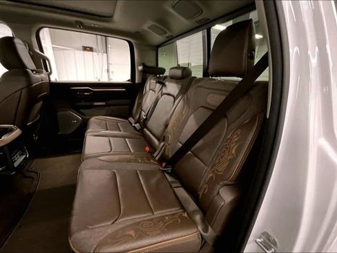 Used 2025 RAM 1500 Limited AWD/4WD image 26
