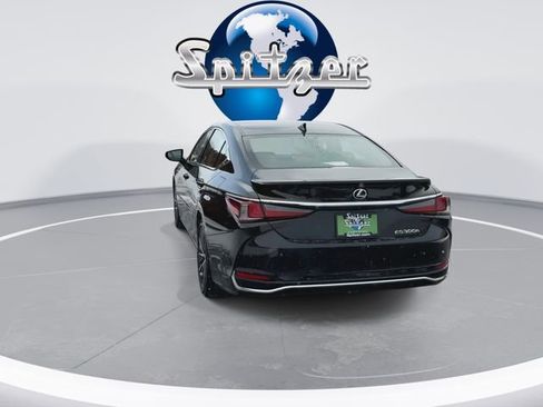 Used 2024 Lexus ES 300h 300h image 8