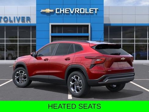New 2026 Chevrolet Trax LT w/ Driver Confidence Package FWD image 3