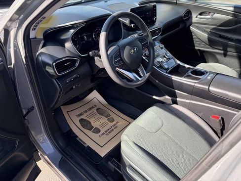 Used 2021 Hyundai Santa Fe SE image 9