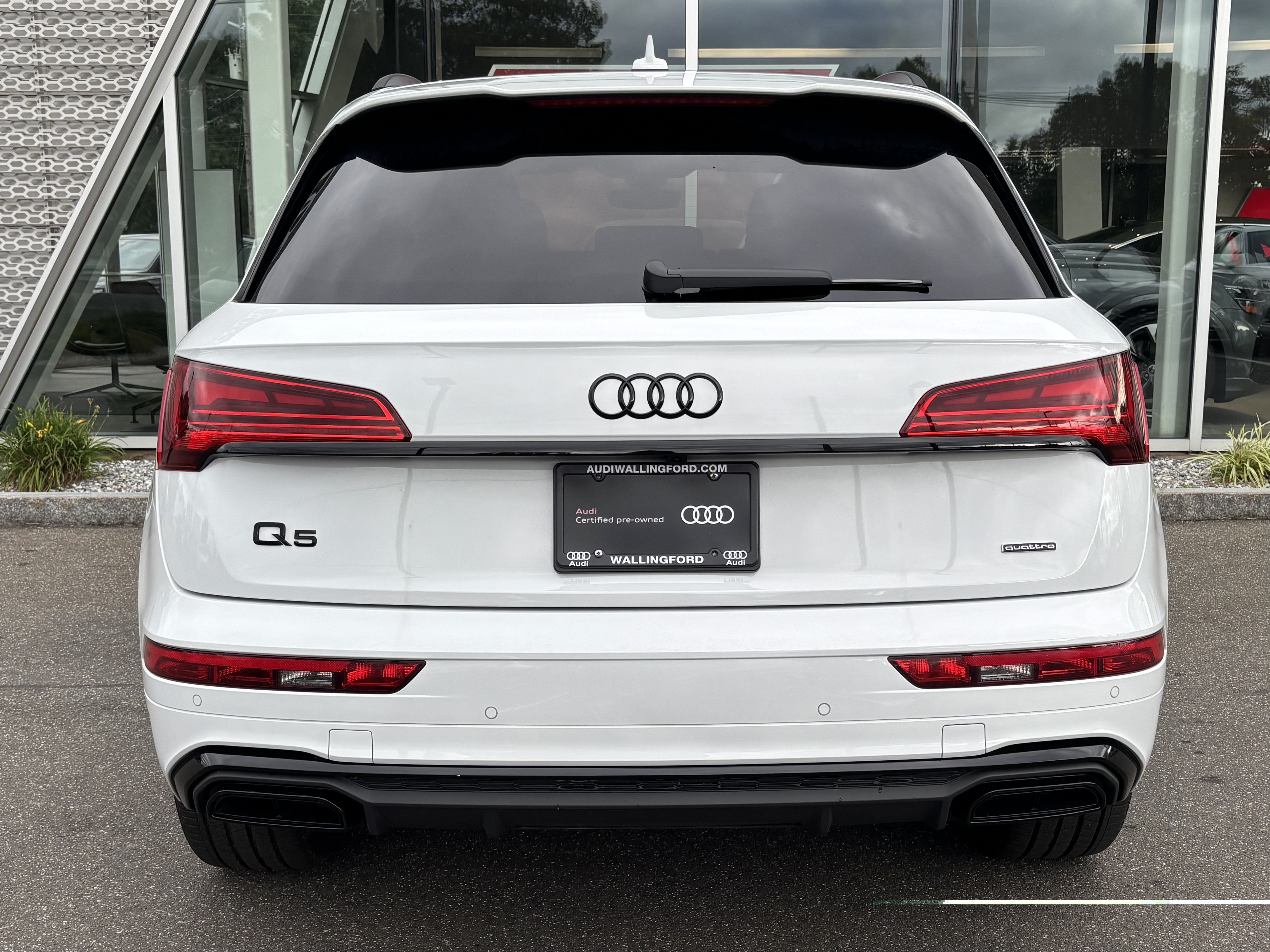 Certified 2025 Audi Q5 2.0T Premium w/ Convenience Plus Package AWD/4WD image 4
