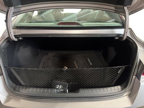 Used 2023 Hyundai Elantra SEL FWD image 20