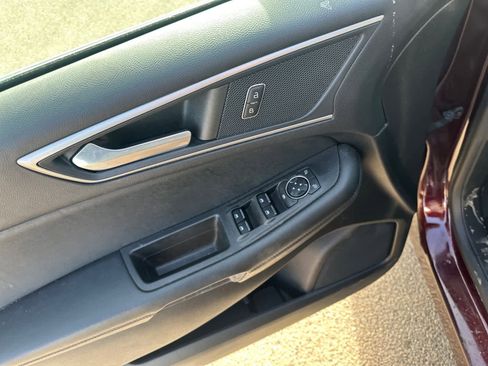 Certified 2022 Ford Edge SEL image 7