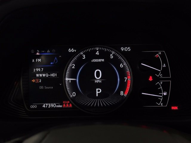 Used 2022 Lexus UX 200 FWD image 21