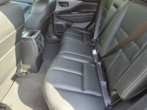 Used 2024 Nissan Murano SV AWD/4WD image 11