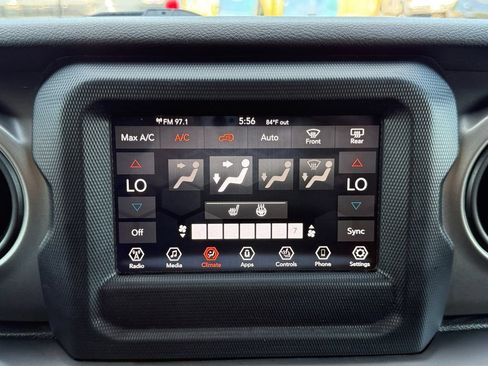 Used 2020 Jeep Wrangler Unlimited Sport S AWD/4WD image 16