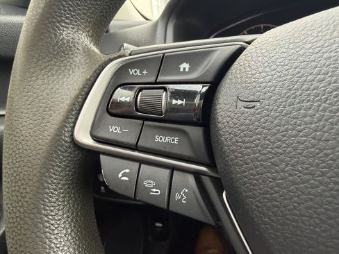 Used 2019 Honda Accord LX image 19