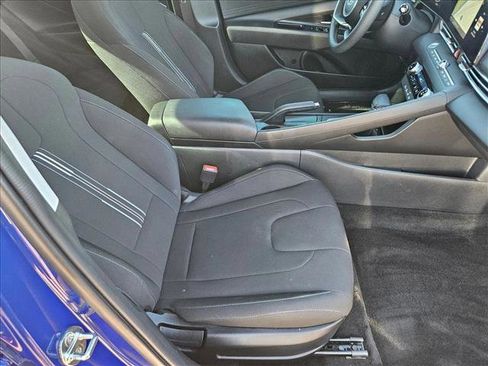 Used 2024 Hyundai Elantra SEL image 20