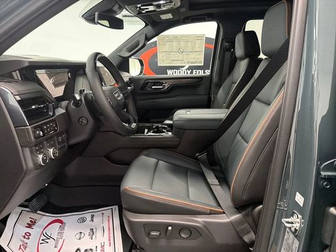 New 2026 GMC Yukon AT4 w/ AT4 Preferred Package AWD/4WD image 9