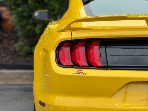 Used 2018 Ford Mustang Premium w/ Ecoboost Performance Package RWD image 15