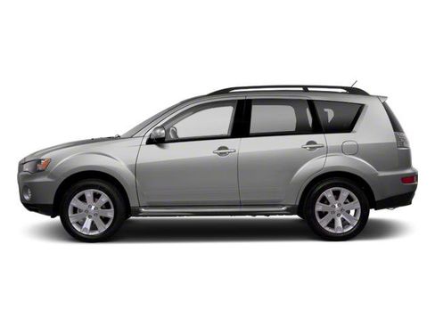 Used 2013 Mitsubishi Outlander GT AWD/4WD image 3
