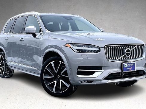 Used 2023 Volvo XC90 B6 Plus w/ Protection Package Premier image 3