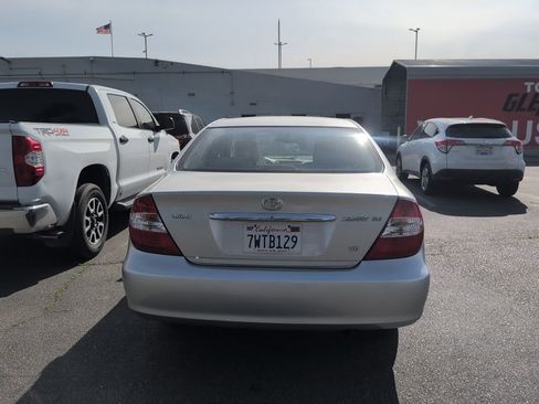 Used 2003 Toyota Camry XLE image 6