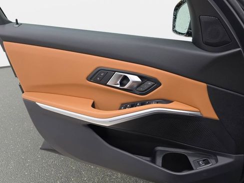 Certified 2024 BMW 330i xDrive Sedan w/ Convenience Package image 24