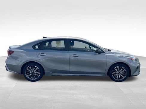 Used 2022 Kia Forte GT-Line w/ GT-Line Technology Package FWD image 8