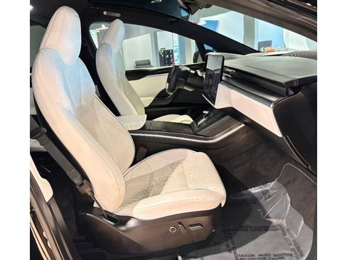 Used 2022 Tesla Model X Plaid image 22