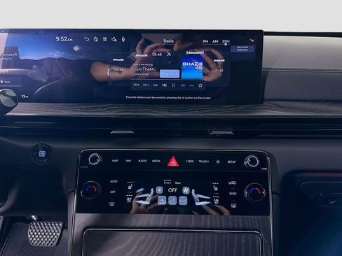 New 2026 Genesis GV80 3.5T Prestige image 11