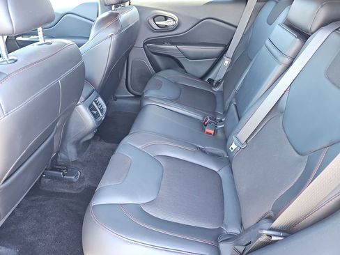 Used 2015 Jeep Cherokee Trailhawk image 27