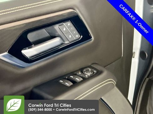 Used 2025 GMC Yukon Elevation w/ LPO, Floor Liner Package AWD/4WD image 12