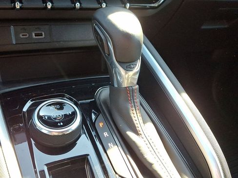 Certified 2023 Chevrolet Colorado Z71 w/ Z71 Convenience Package 2 image 12